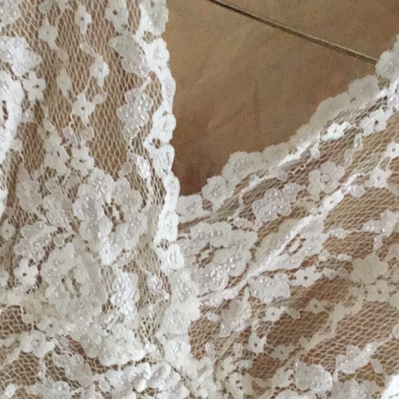 CABI LACE TOP - Picture 3 of 7